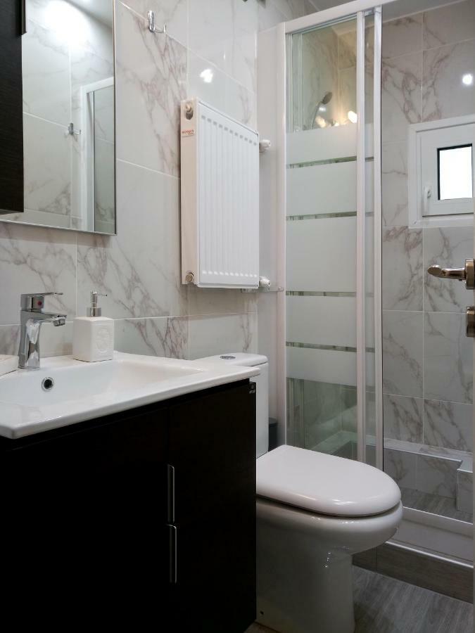Kosmima Deluxe Apt. Thessaloniki Buitenkant foto
